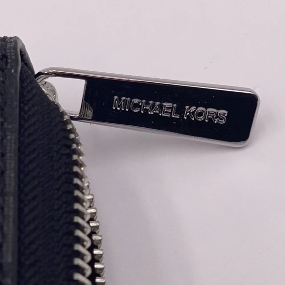 Michael Kors Flat Phone Case Wallet Wristlet
